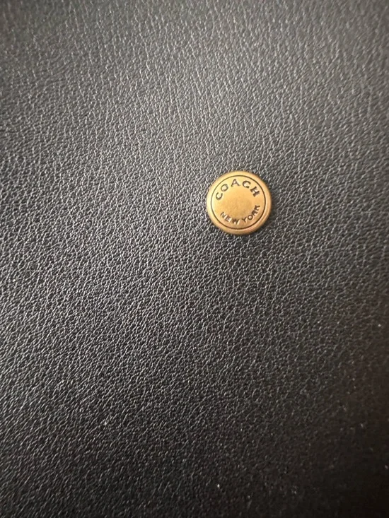 *SOLD*Coach Brooklyn 28 Black Leather Shoulder Hobo with Gold Logo - Picture 4 of 7